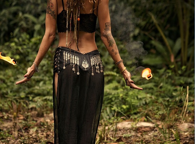 Femme feu